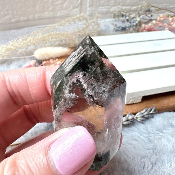 Mini Garden Quartz Polished Point - Picture 2 of 9